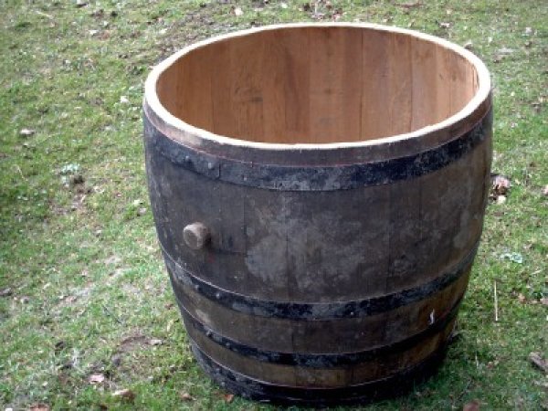 Holzfass 350 Liter, Whiskyfass 2/3 400 Liter